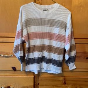 Hollister XS cable knit, long sleeve sweater.